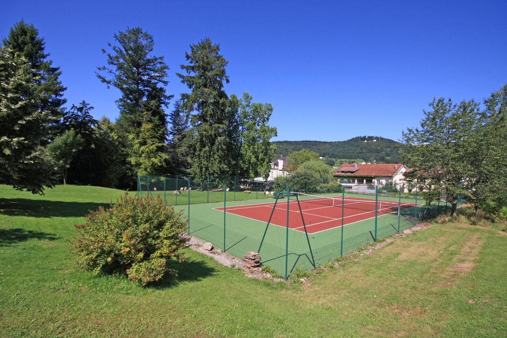 Logis La Residence Le Val-dʼAjol Dış mekan fotoğraf
