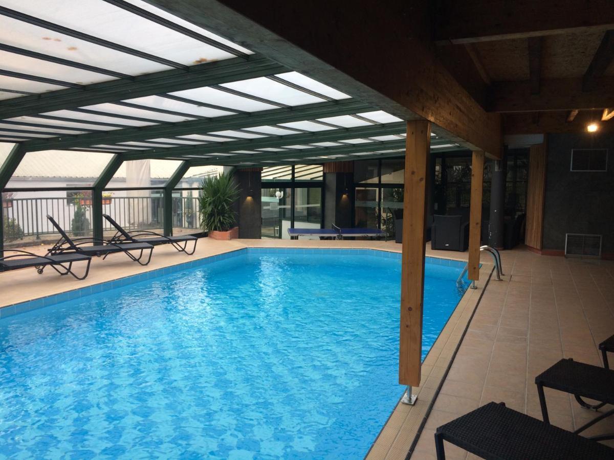 Logis La Residence Le Val-dʼAjol Dış mekan fotoğraf
